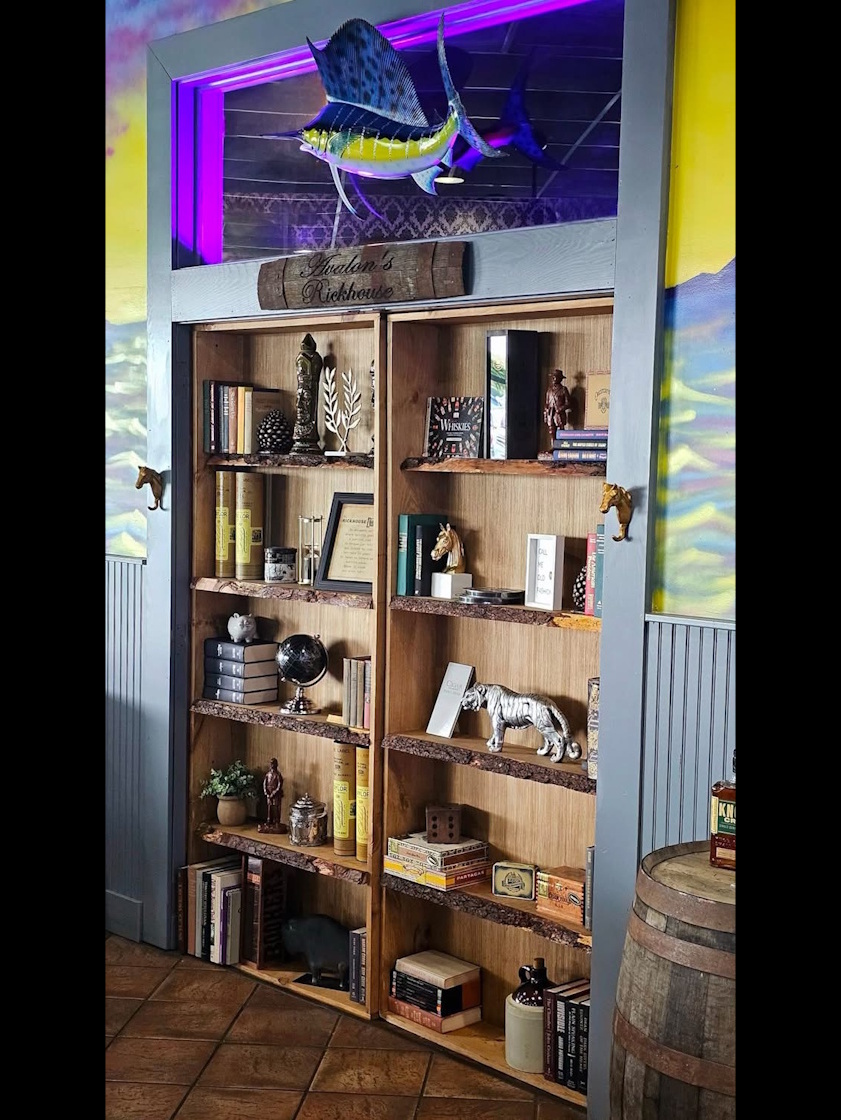 Avalon Ale House Rickhouse Speakeasy Speak Easy Whiskey Bar Hanover PA 17331 Florida Inspired Bar and Restaurant Nightlife Live Music