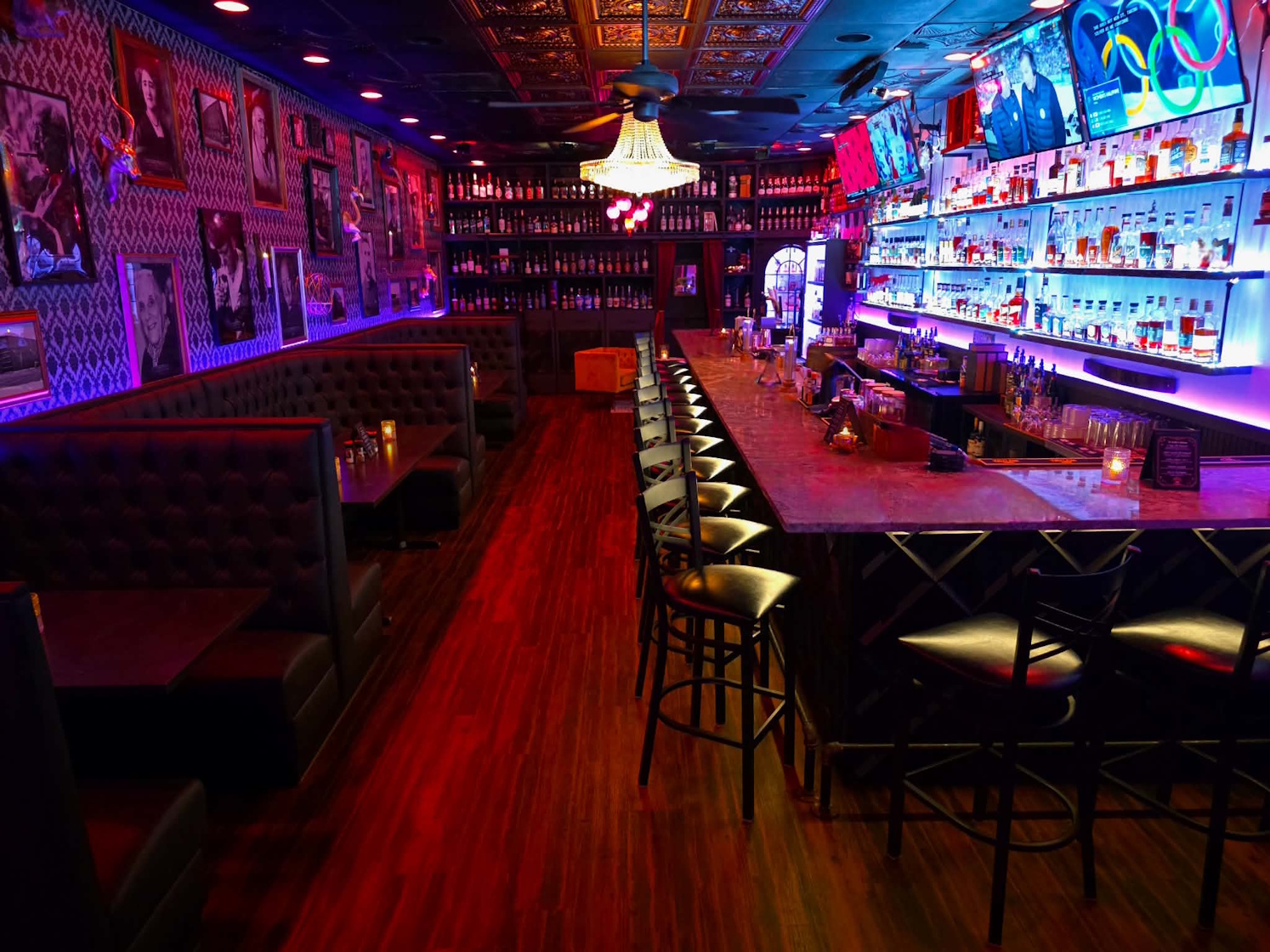Avalon Ale House Rickhouse Speakeasy Speak Easy Whiskey Bar Hanover PA 17331 Florida Inspired Bar and Restaurant Nightlife Live Music